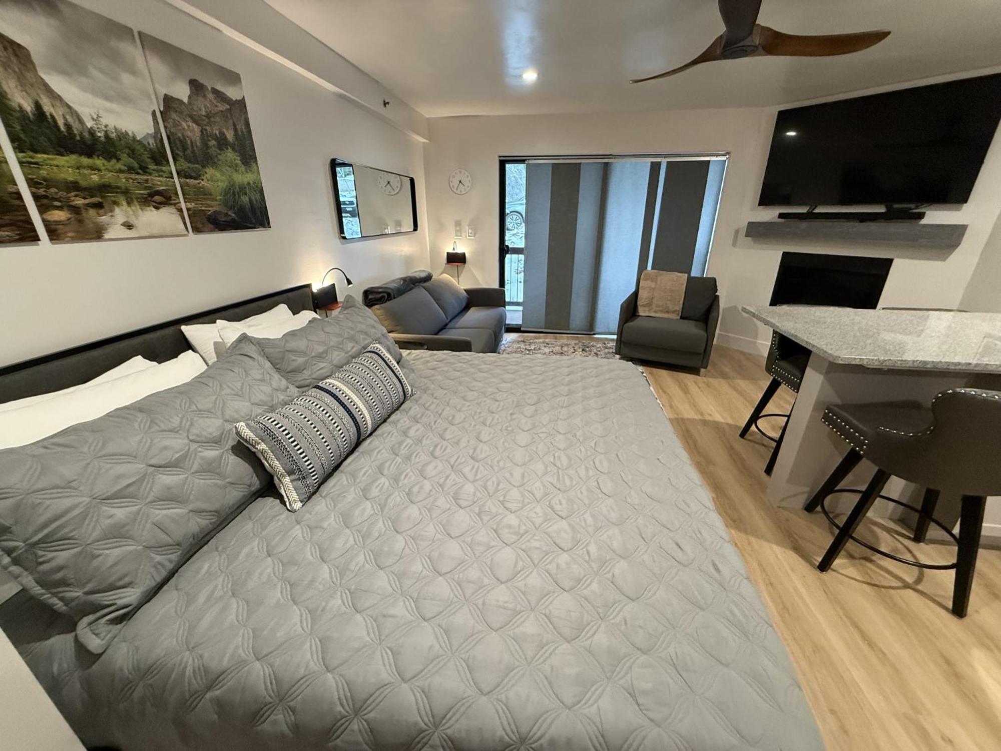 Yosemite West Condos 외부 사진